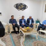 دیدار مدیرعامل خوراک دام پارس با خانواده شهدا