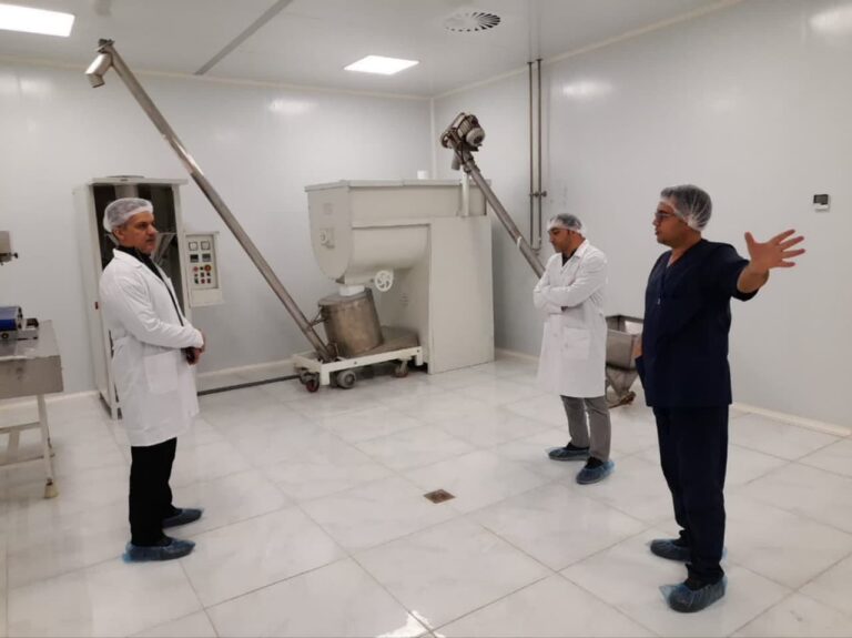 بازدید مسئولان دامپزشکی استان سمنان از کارخانه شیمی دارو